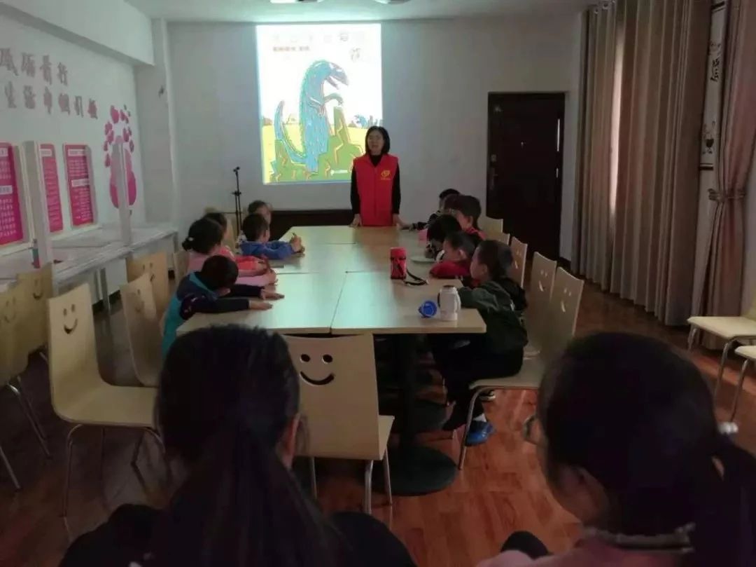 活动合影1.jpg